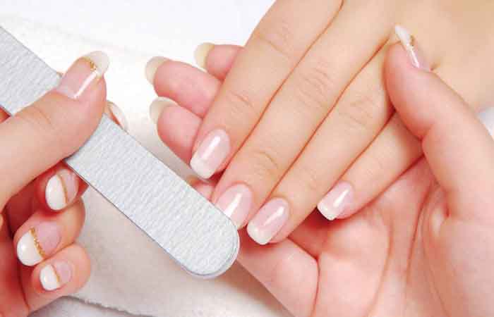 How to file your nails well?