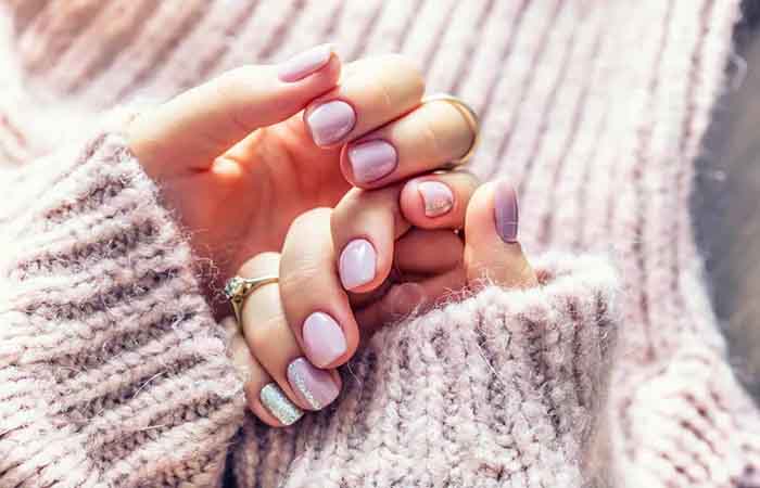 How do your acrylic gel nails stay beautiful for a long time?