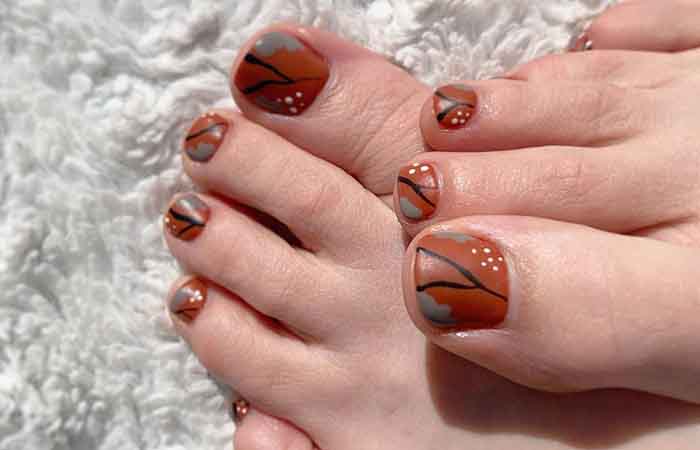 Nail art: decorations to enhance your toenails